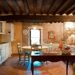 Agriturismo Corte Ghiara *