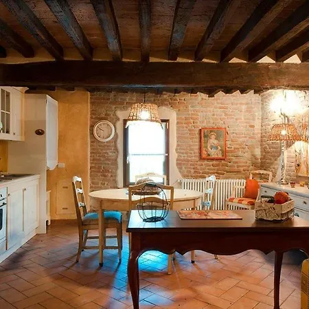 Agriturismo Corte Ghiara *