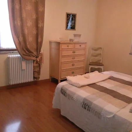 Agriturismo Corte Ghiara Фермерский дом Фонтанеллато