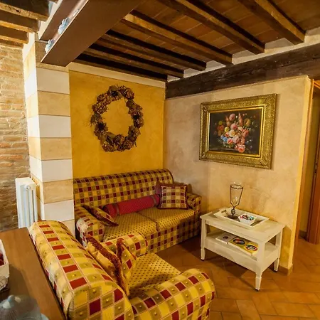 Agriturismo Corte Ghiara Фермерский дом Фонтанеллато