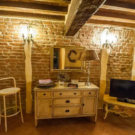 Agriturismo Corte Ghiara *