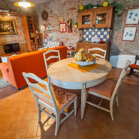 Agriturismo Corte Ghiara Фонтанеллато