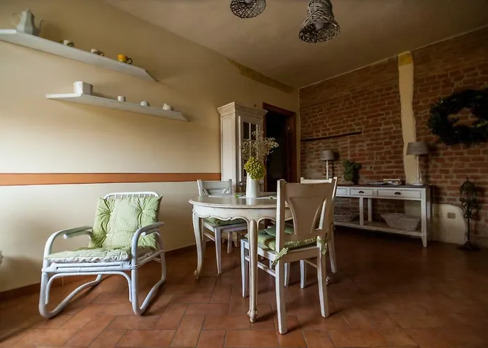 Agriturismo Corte Ghiara فونتانيلاّتو