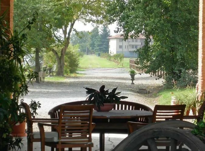 Agriturismo Corte Ghiara فونتانيلاّتو