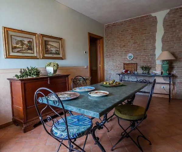 Agriturismo Corte Ghiara فونتانيلاّتو