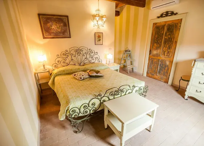 Agriturismo Corte Ghiara *