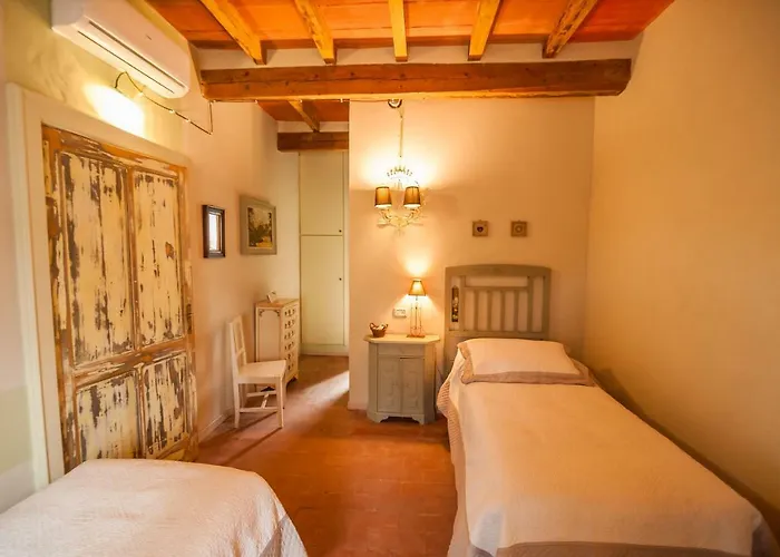 Agriturismo Corte Ghiara * フォンタネッラート